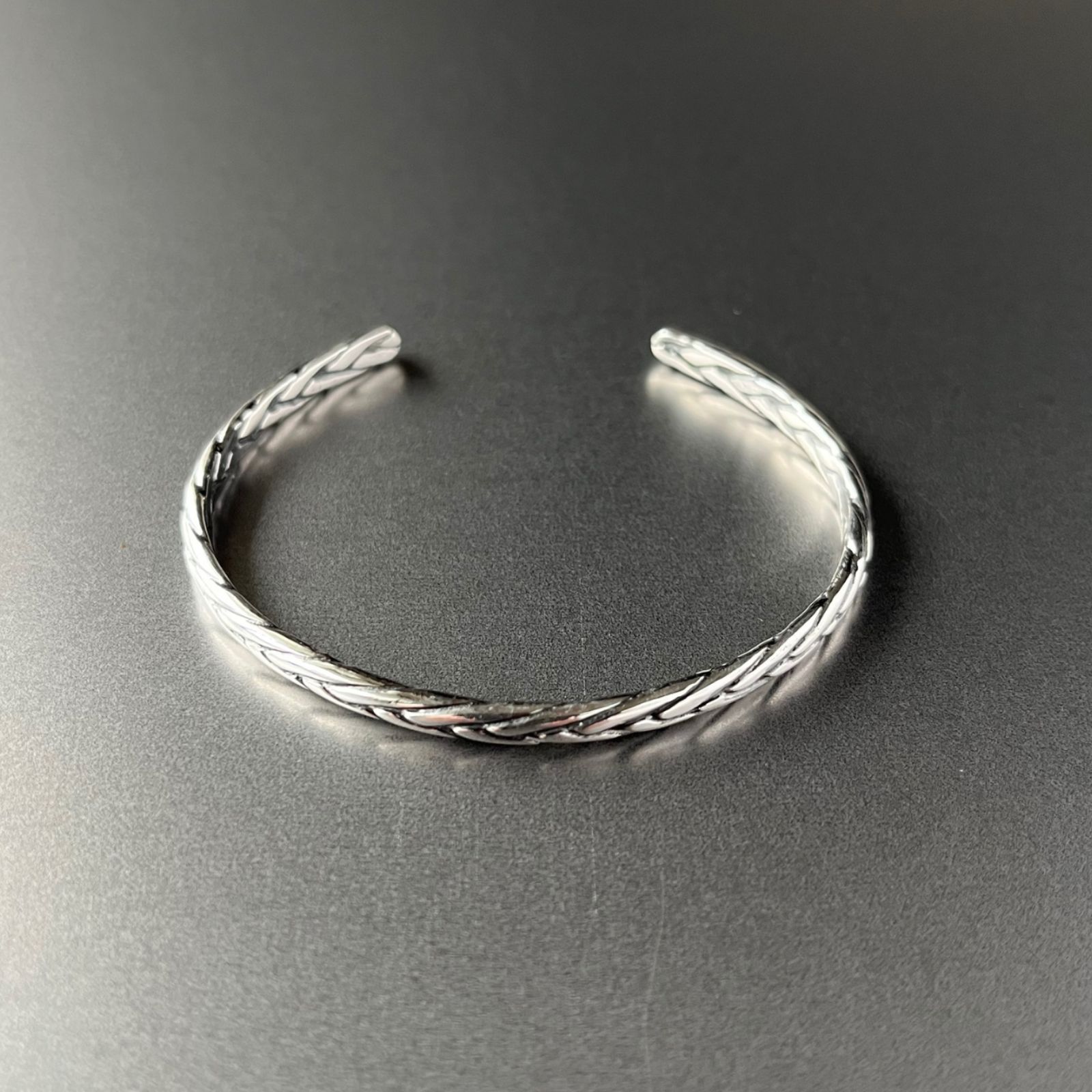 【ASSET SILVER】バングル・ツイスト / シルバー925 / 幅3.5mm / 手首周り13cm