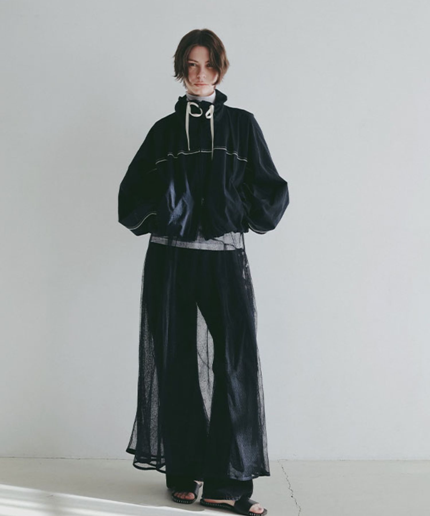 バルーンヘムコンビブルゾン (NAVY) ナイロン / 裏地有り / ドルマンスリーブ/ スタンドカラー/ 手洗可/ 1226202071