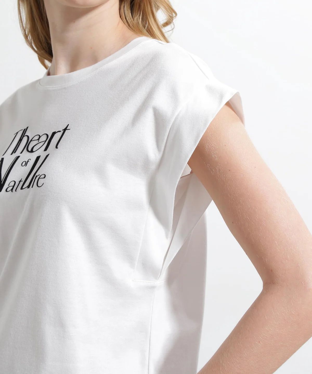 "The Art of Nature" Tシャツ (ホワイト) / 綿 100% / ウォッシャブル / ストレッチ / 0315160418