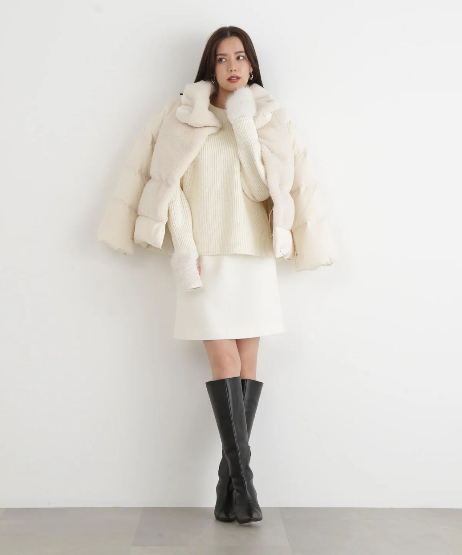 ファーコンビビックカラーミドルダウンコート(エクリュ)ナイロン / 前ドット釦あき / 裏地付き / ポケット×2 / 0315252102