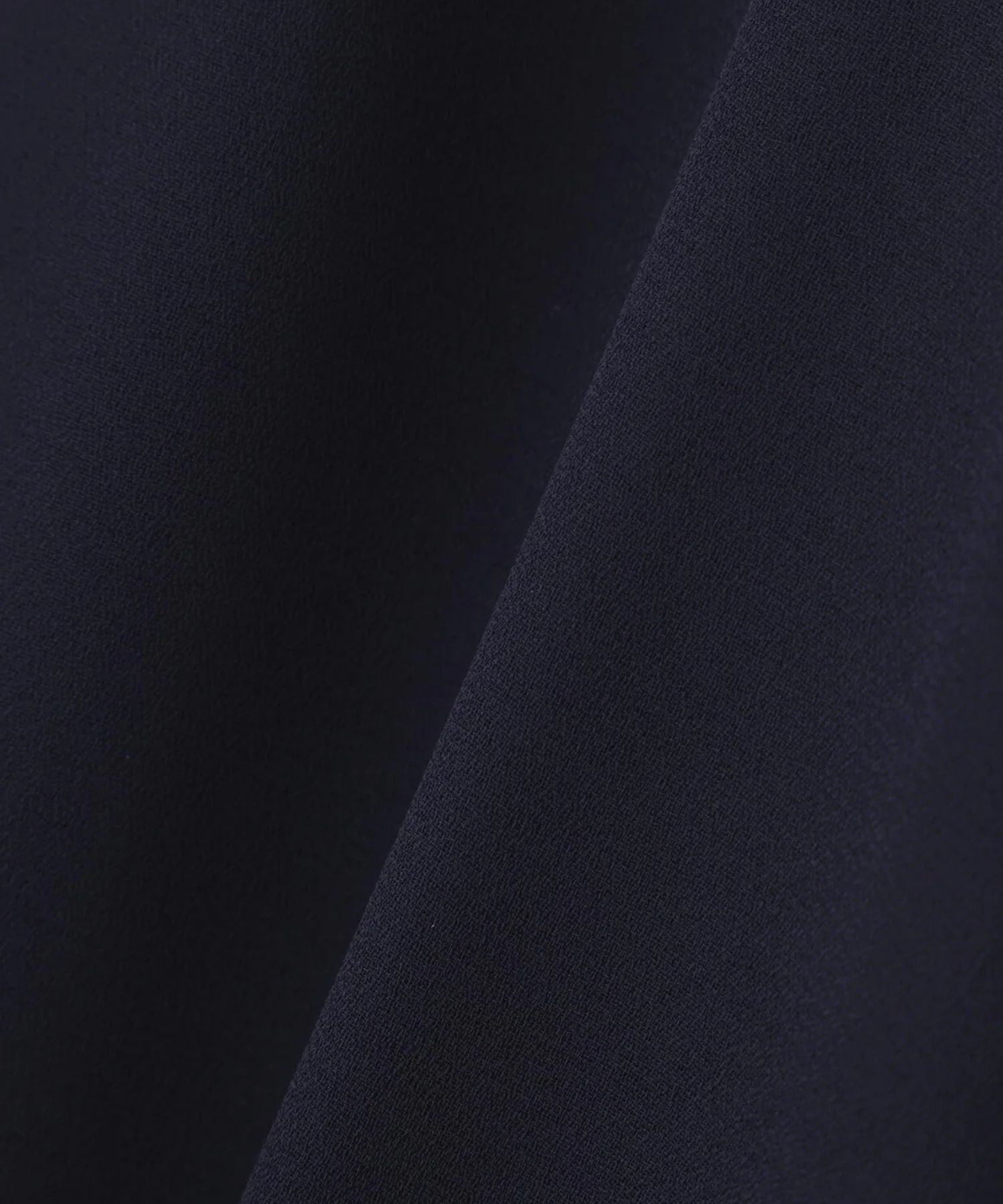 ダイヤモンドネックコンビワンピース(ネイビー)アセテート / ストレッチなし / 身頃裏付き / 後ファスナー / 後ろベンツあり / 膝が隠れる丈 / 0316140112