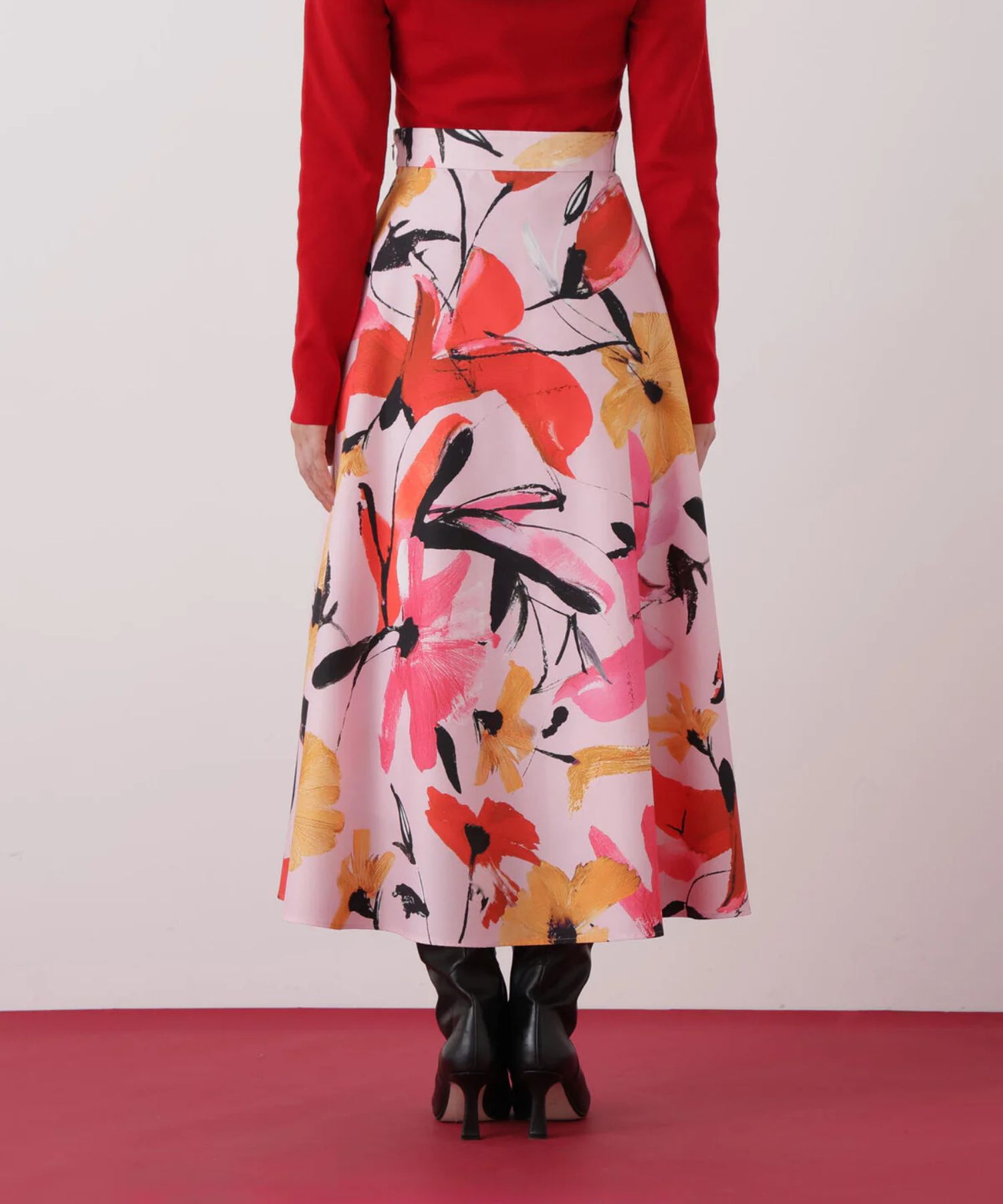 フラワープリントタフタフレアースカート(ピンク系)ポリエステル / ストレッチ無し / 裏地あり / くるぶしくらいの丈 / 脇ファスナーあき / 0316120120