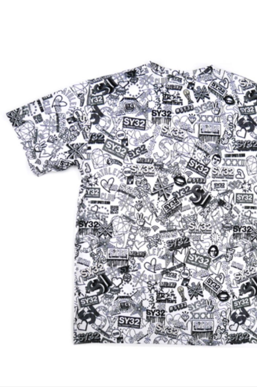 GRAPHIC TEE/グラフィックTシャツ
