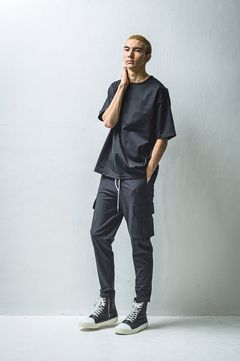 オーバーサイズ Tシャツ / バックプリント / コットン100％