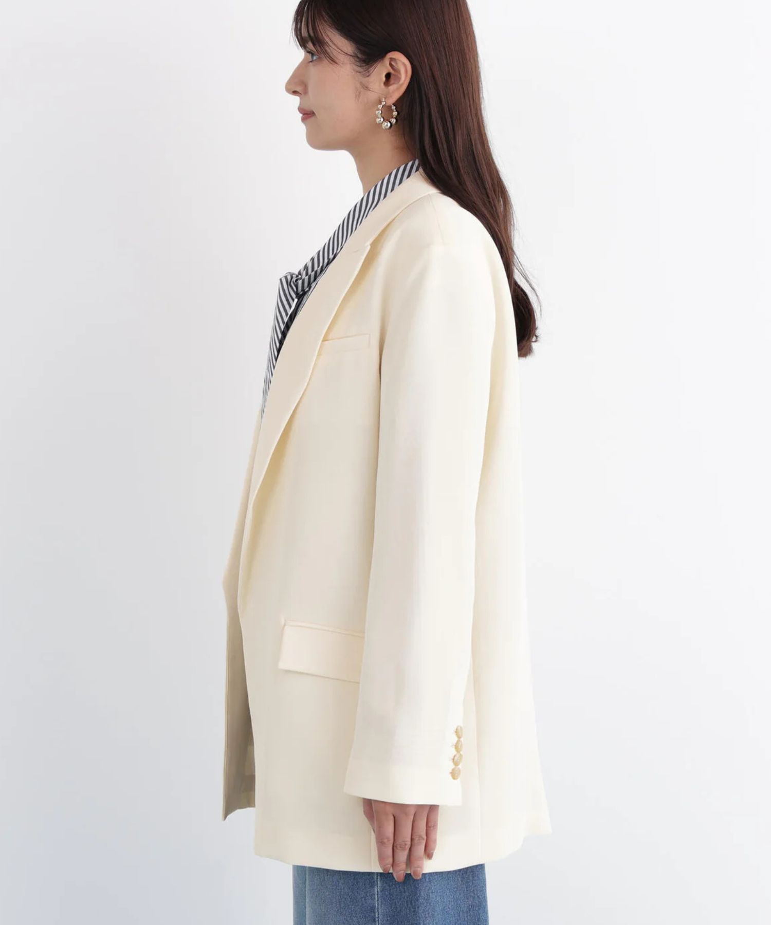 ストライプスリーブジャケット(エクリュ) ポリエステル / ストレッチ無し / 総裏 / ポケット×3/ 前あきは止めなし / 肩パットあり / 袖口は本あき / 0316150104