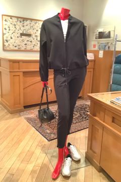 極美品 セオリー ZIP UP ANORAK洗えるブルゾン ストレッチ 黒 Theory - CROP ZIP ANORAK PRECISION PONTE2 / ジップアップ