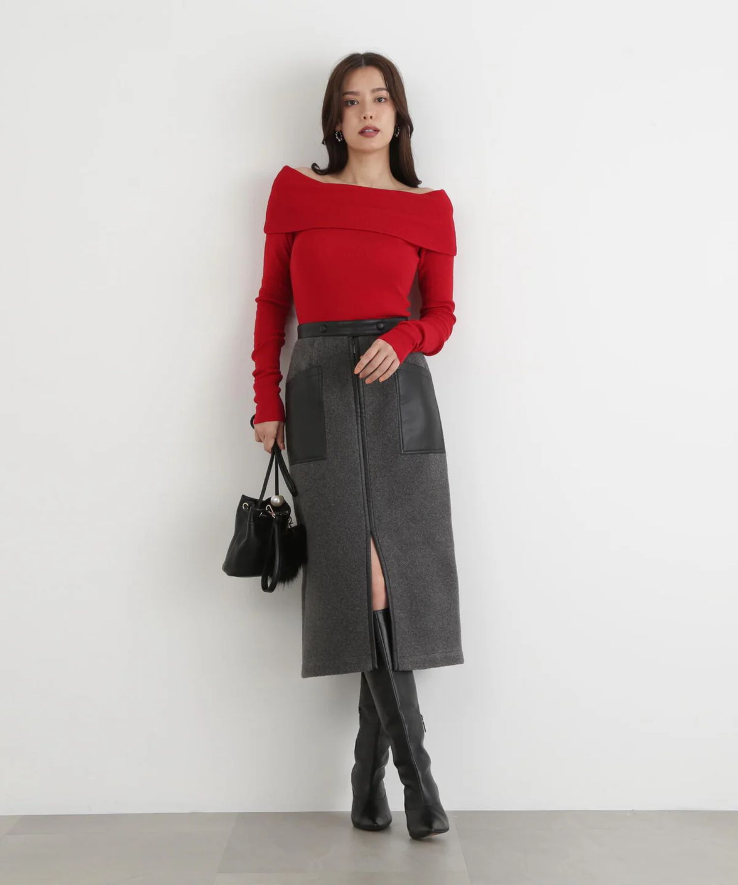 オフショルダー2WAYニットプルオーバー(レッド)ポリエステル / ウォッシャブル / 手洗い可 / かぶって着用 / 裏なし / ストレッチあり/ 0315270114