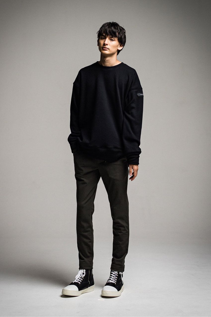 ID BACKROGO VELOURS FLEECE DROP TRAINER / IDバックロゴ裏起毛ルーズトレーナー