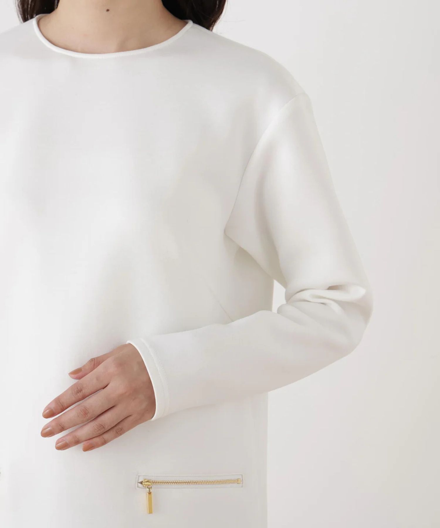 バイカラードッキングミニワンピース(ホワイト)ポリエステル / ストレッチあり / 裏地無し / 後ファスナーあき / ひざより上の丈 / 0316140130