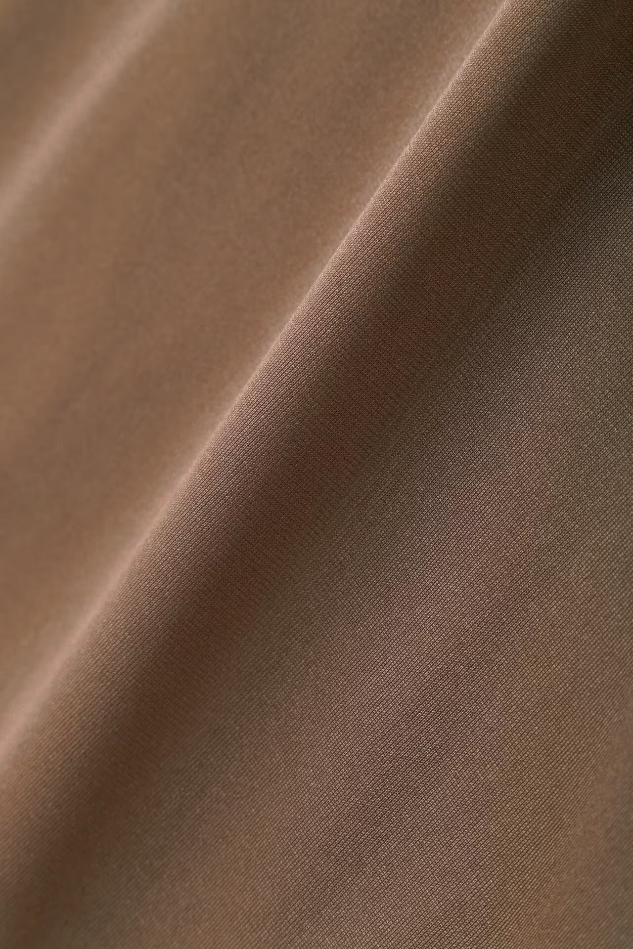 2WAYストレッチシャツカラーワンピース（ベージュ）ポリエステル100％ / ストレッチ / ウエストゴム / UVカット / 接触冷感 / 吸水速乾 / インナーキャミ付き / ウォッシャブル