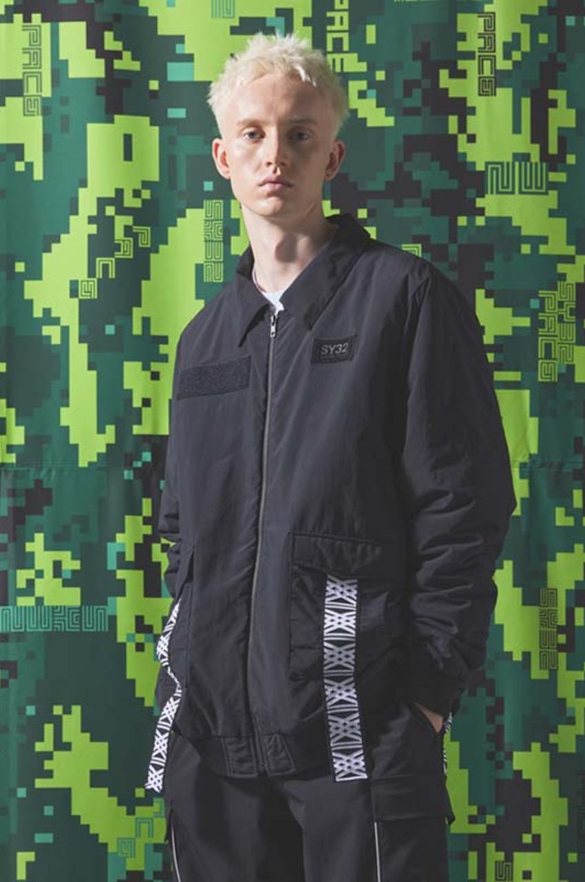 BACK PRINT FLIGHT JACKET (BLACK×BLACK) ナイロン / 中綿 / 軽量 / バックロゴ / 14578