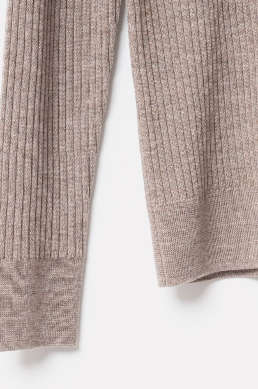 Turtleneck Rib Knit (ベージュ) 毛 / フィット感有り /Biella Yarn/ 柔らかい   /FN242-11451