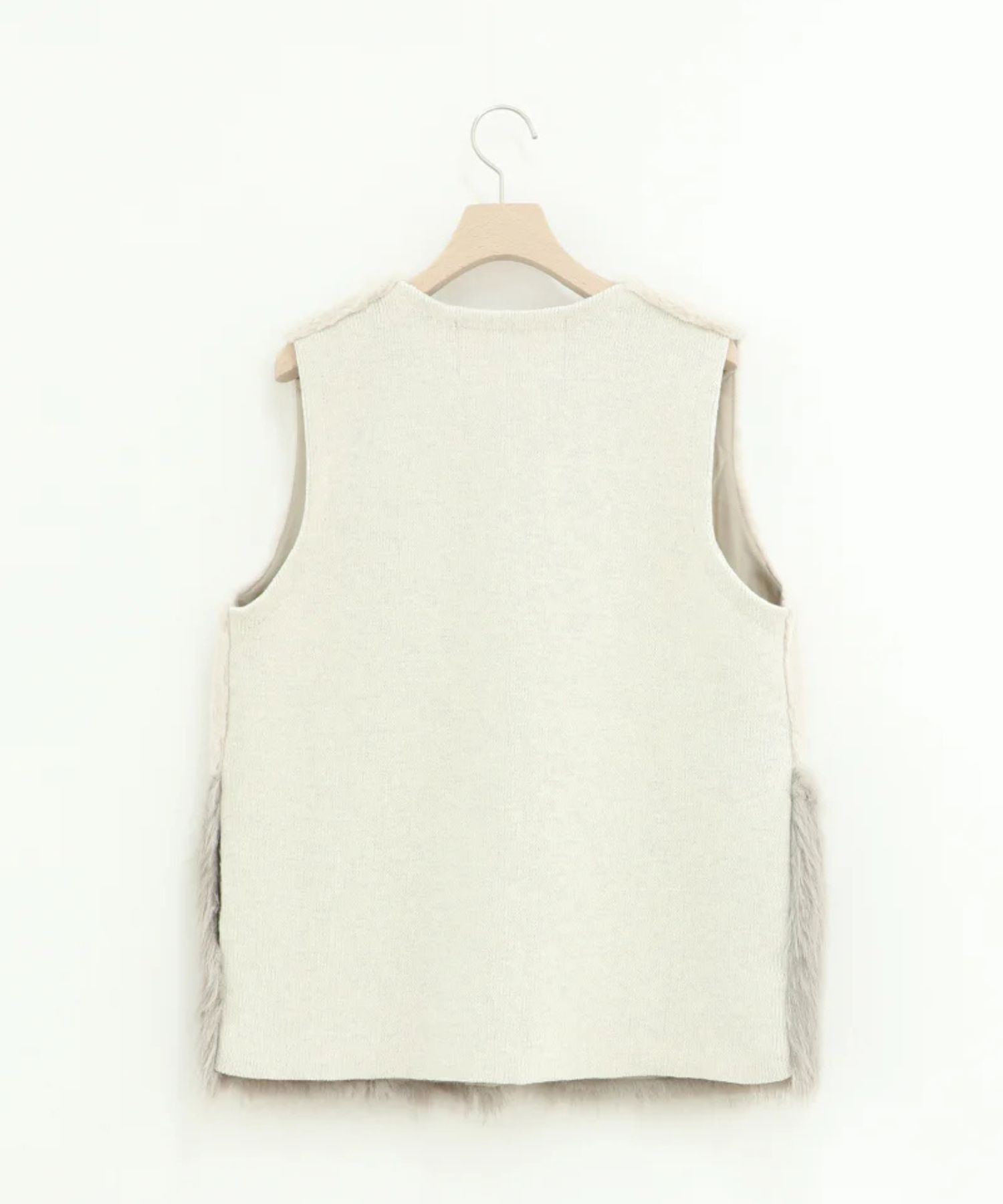 FAUX-FUR PANEL VEST (GREY) ポリエステル / 後身頃ニット / ミドルレングス / ADWS-501-26