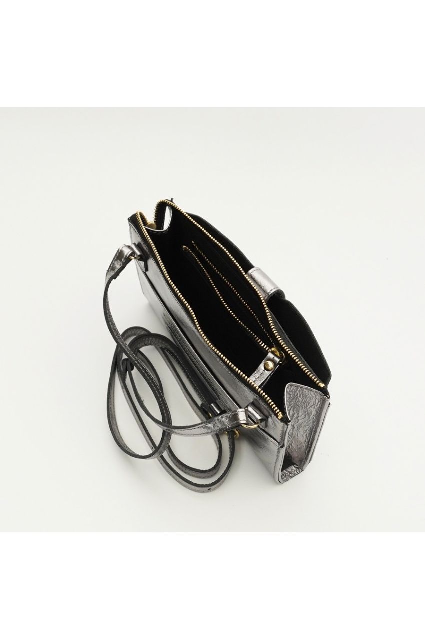 ADRIA（アドリア）V-1338（Silver）メタリックレザー 横型スマートフォンポシェット / 牛革 / iPhone14ProMax入る