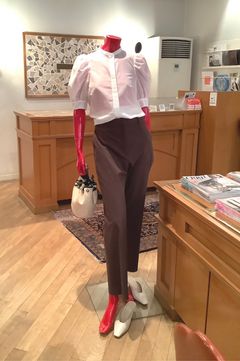 TOMORROWLAND - POWER LINEN SEMI FLARE PANTS / パワーリネン セミフレアパンツ | LA FEMME