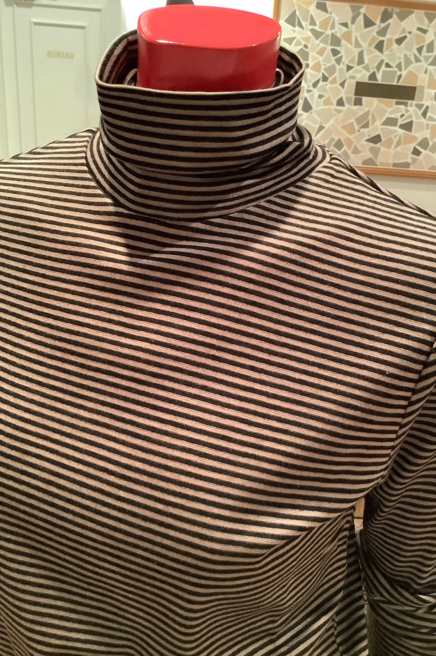 STRIPE TURTLENECK PULLOVER / ストライプ タートルネックプルオーバー