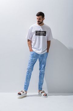 ボックスロゴオーバーTシャツ (ホワイト) コットン100% / ペイズリープリント / オーバーサイズ