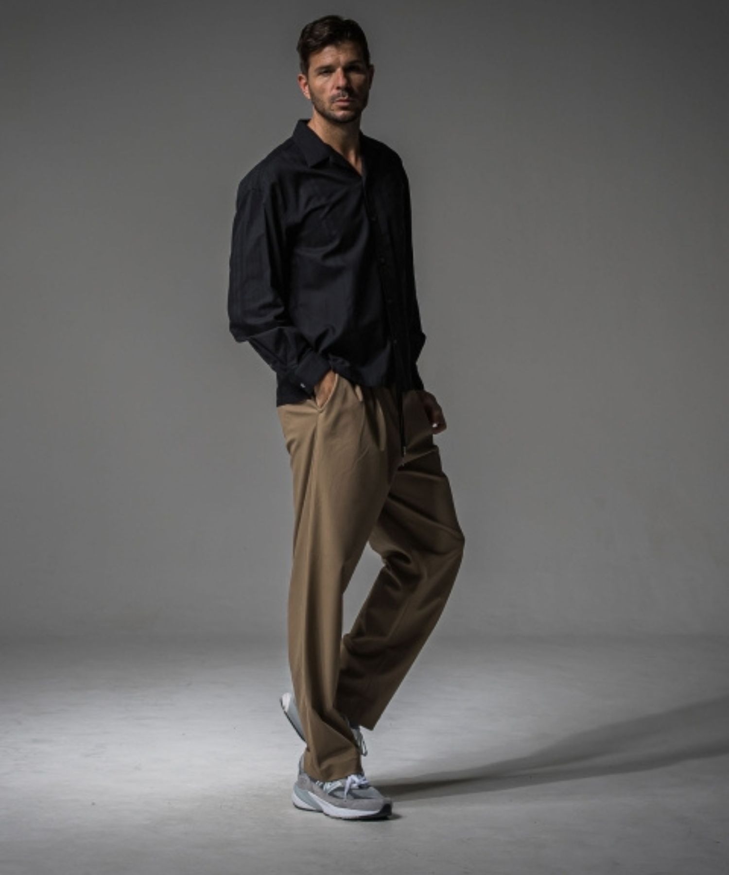 BEN PANTS( BEIGE ) ナイロン / ワイドパンツ / スラッシュポケット / 2タック / RC37-ST-038
