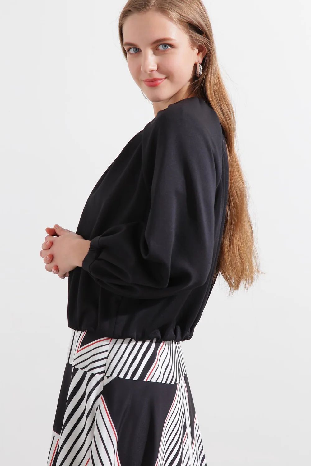 ダンボールノーカラーブルゾン (ブラック) / ポリエステル・ポリウレタン / ストレッチ / 0315150303