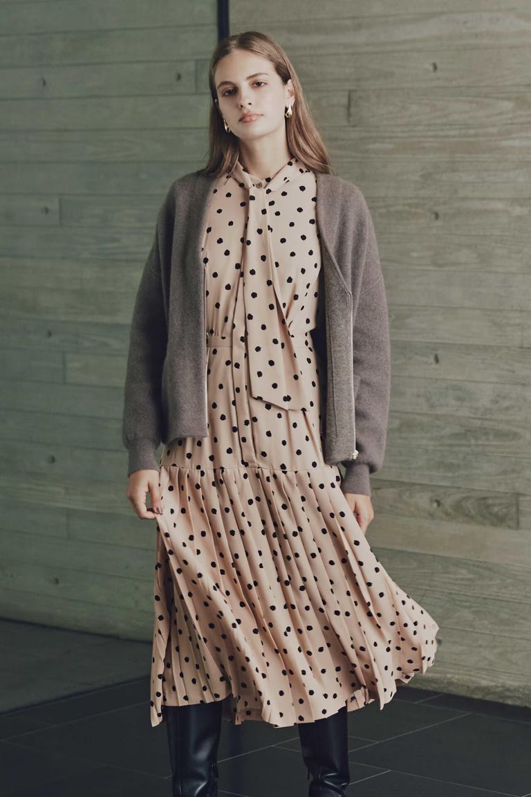 BURBERRY LONDON 麻　リネン混　フリル　ワンピース　38 BURBERRY LONDON 麻 リネン混 フリル ワンピース 38 - メルカリ