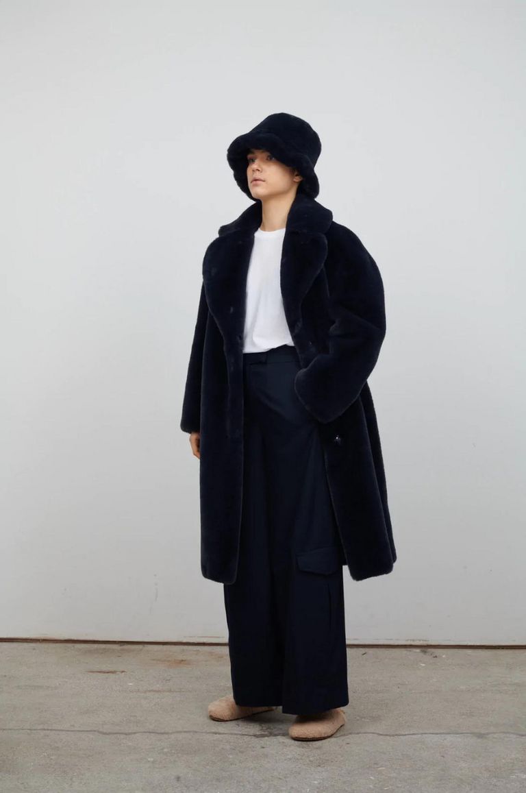 jakke - Katie Faux Fur Coat Navy / ケイティ フェイクファーコート