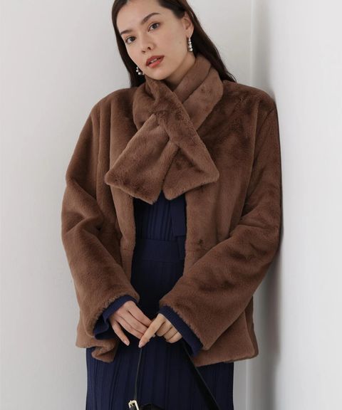 ティペット付きフォーファーコート(キャメル)ポリエステル /  前スナップ開き / 裏地あり / ポケット×2 / ドローコードで調整可能 /  0315252015