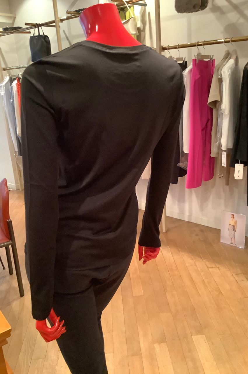 クルーネックTシャツ (ブラック) コットン100％ / ロングスリーブ / コンパクトシルエット
