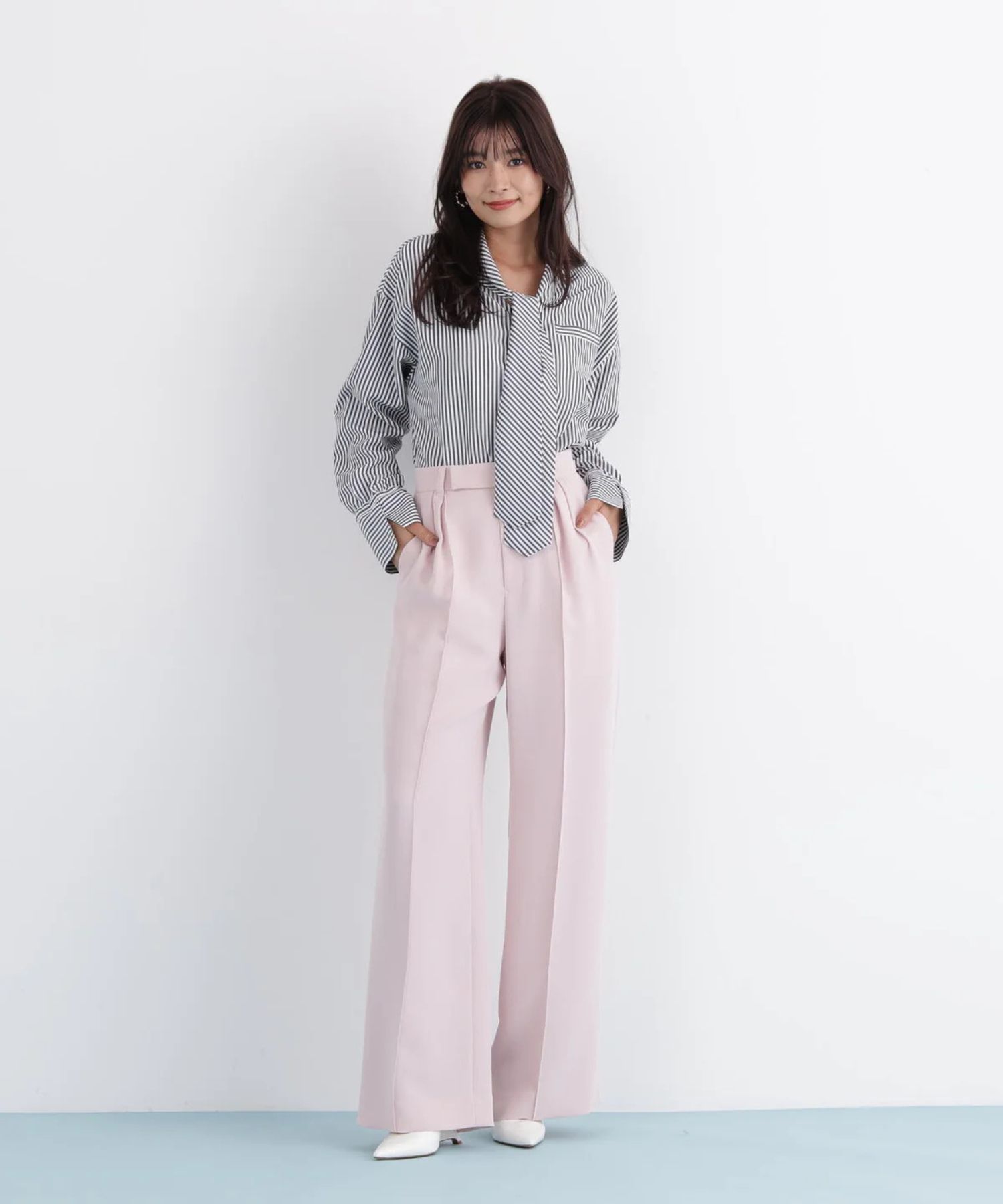 センターシームパンツ(フラミンゴピンク)ポリエステル/ ウエストゴム / 脚長効果 / ハイウエスト / ストレッチなし / 前ファスナーあき / 0316130104