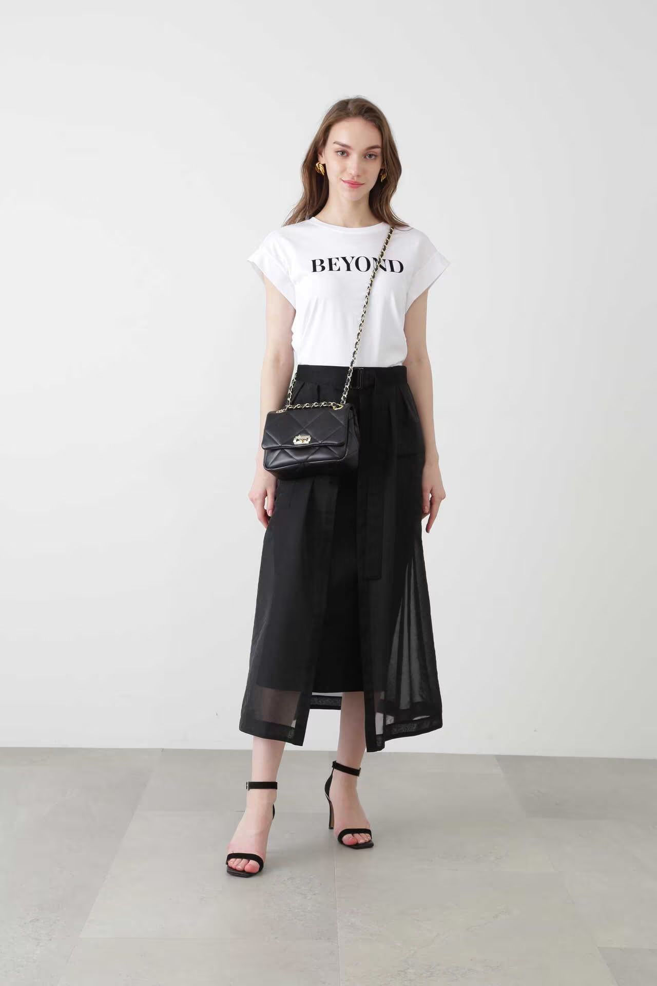 フレンチスリーブロゴTシャツ（ホワイト）綿100% / ストレッチ / ウォッシャブル / 日本製