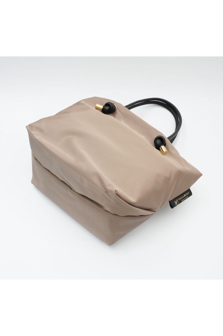 BIANCA / V-2175 / Taupe × Black / ノットハンドルナイロントート / Mサイズ / ビアンカ（トープ / ブラック）ナイロン / 牛床革（Italian leather）/ 軽量 / A4サイズ入る / ファスナー開閉【正規販売店】
