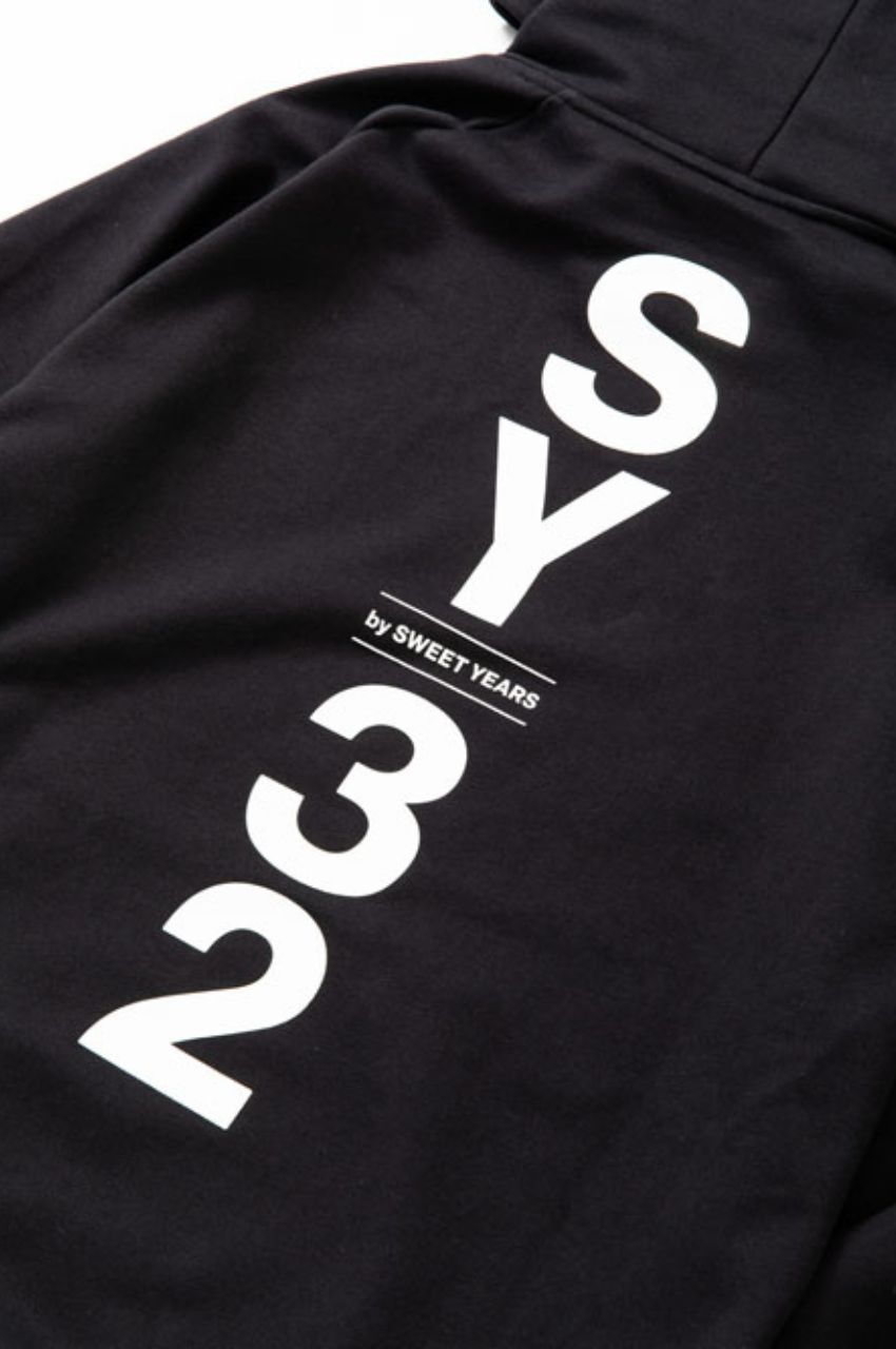 SHIELD LOGO P/O HOODIE / シールドロゴプルオーバーフーディー