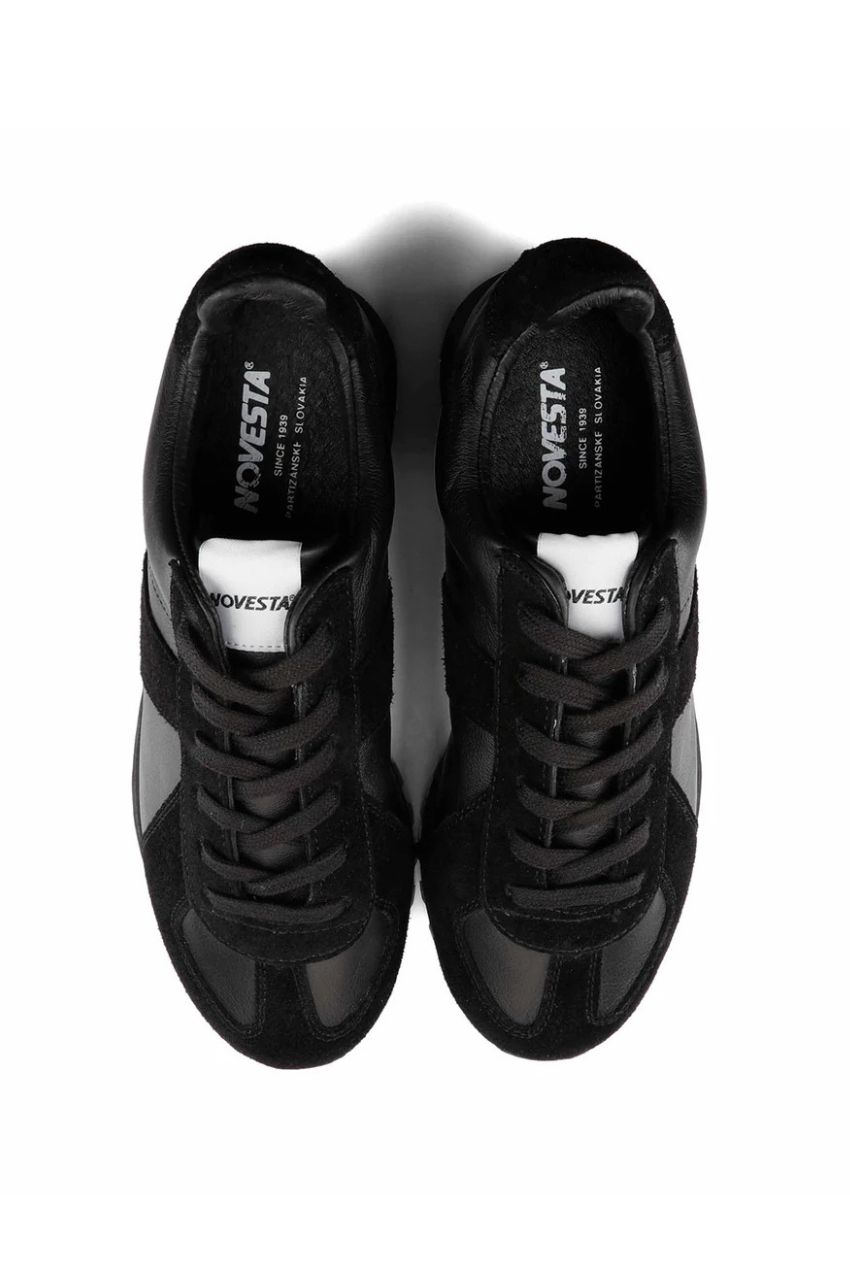GERMAN TRAINER LEATHER TRAIL (BLACK)牛革/紐あり / TRAIL SOLE / 軽量