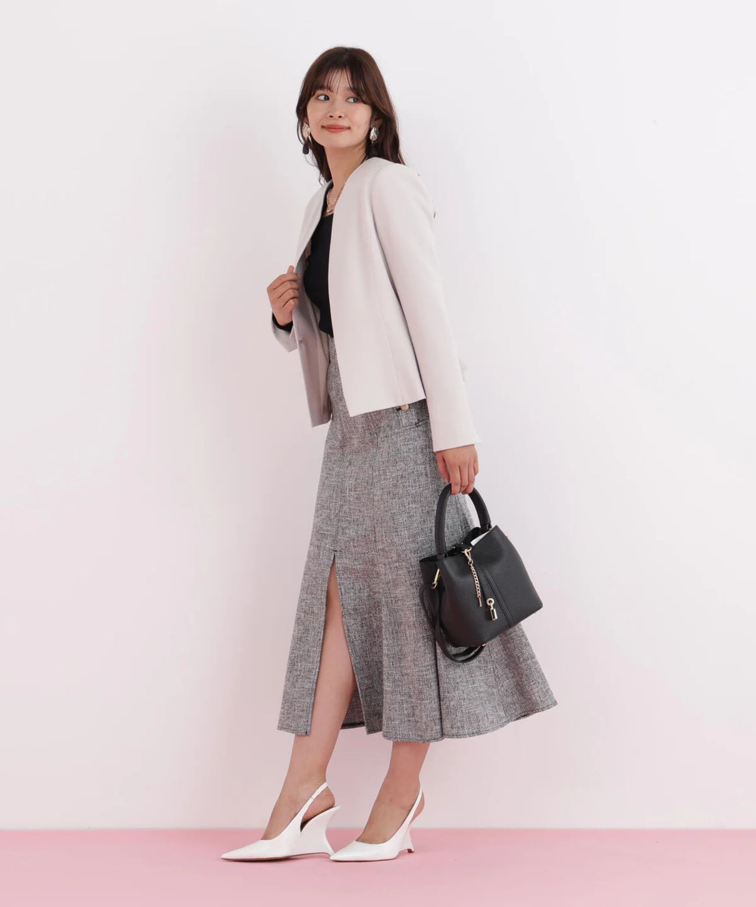 キーネックペプラムジャケット (ベージュ)アセテート / ストレッチなし / 裏地付き / 前ホックあき / 肩パットあり / 0316150112