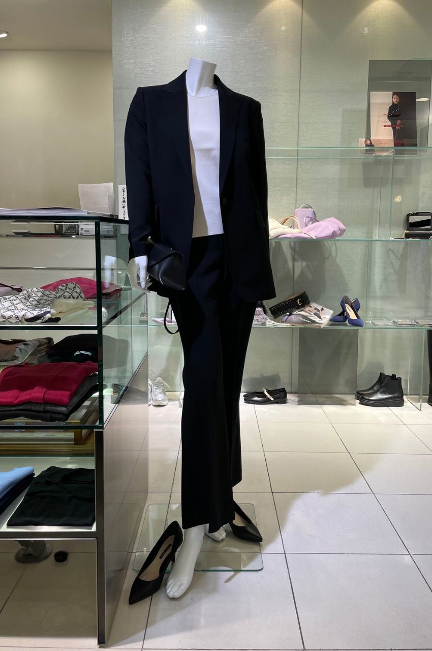 THEORY: Relaxed blazer in Admiral Crepe, black – My o My