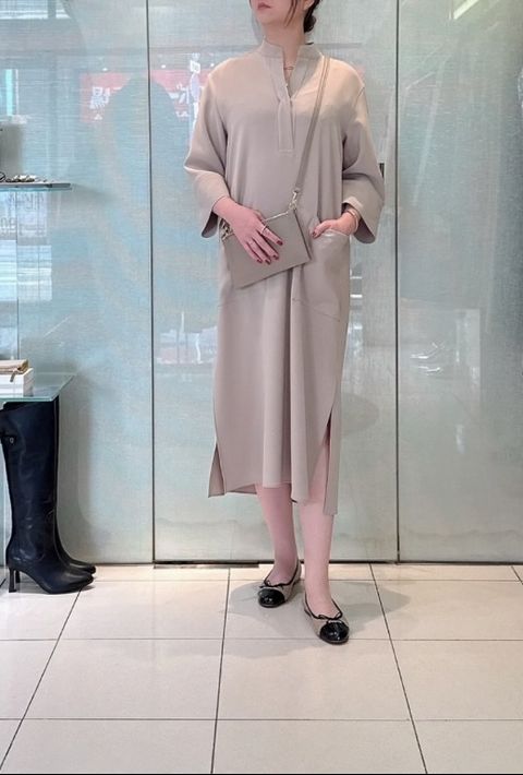 リラクシーなワンピースでカジュアルデートコーデ