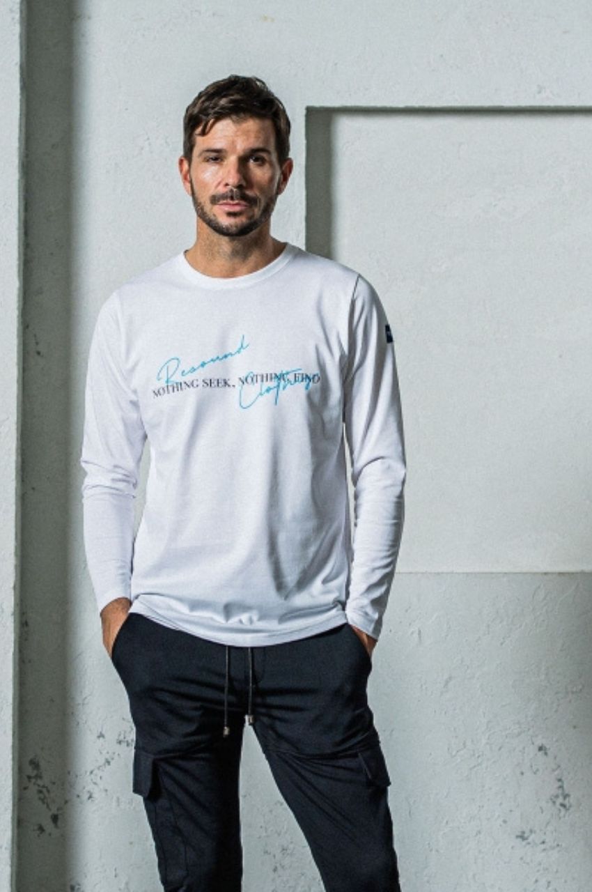 NSNF longsleave Tee ( ホワイト) コットン / フロントロゴ / 袖細め / ボックスシルエット / UV / RC35-T-009