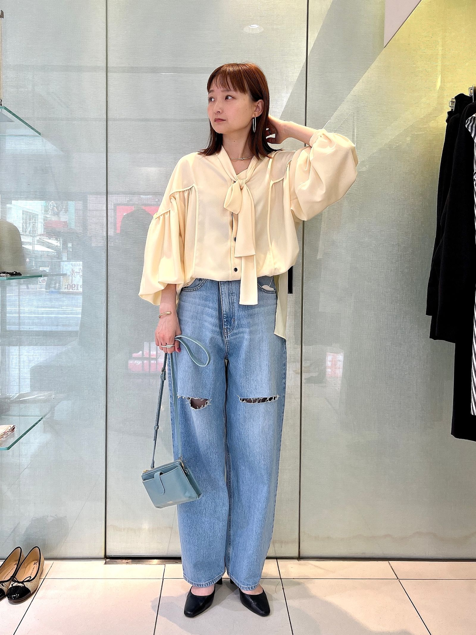 #【MIESROHE×Mila Owen】クリーン✨なボウタイブラウスとデニム✨