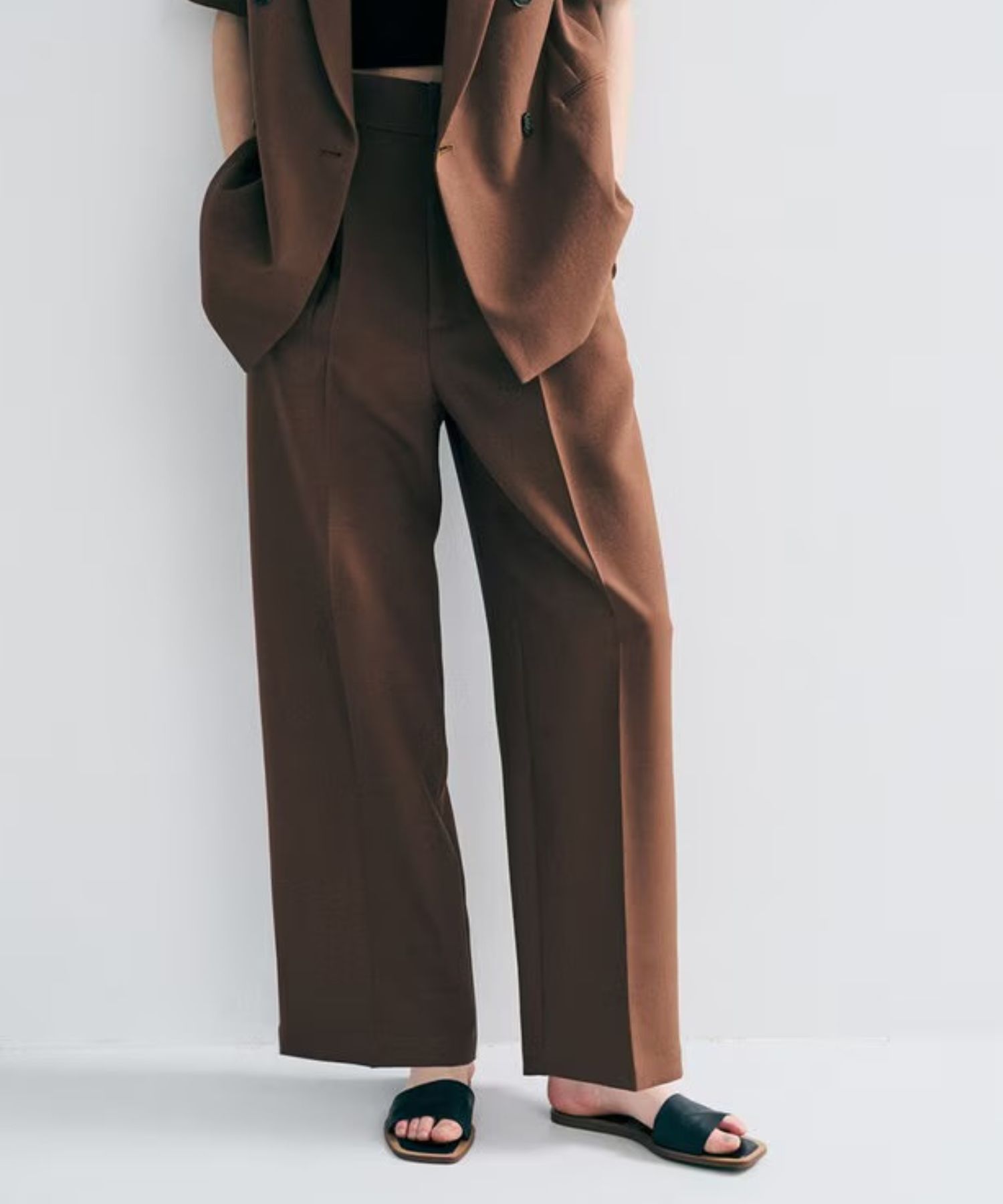 ウォッシャブルドライサップワイドパンツ(キャメル) ポリエステル / サスペンダー付き / ハイウエスト / センタープレス / バックスタイルゴム / PRUVLM0401