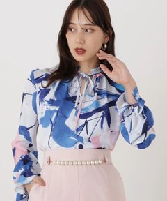 フラワープリントギャザーブラウス(ブルー系)ポリエステル / ストレッチ性無し / 裏無し / 後ろボタンあきありのかぶり / 0316110120