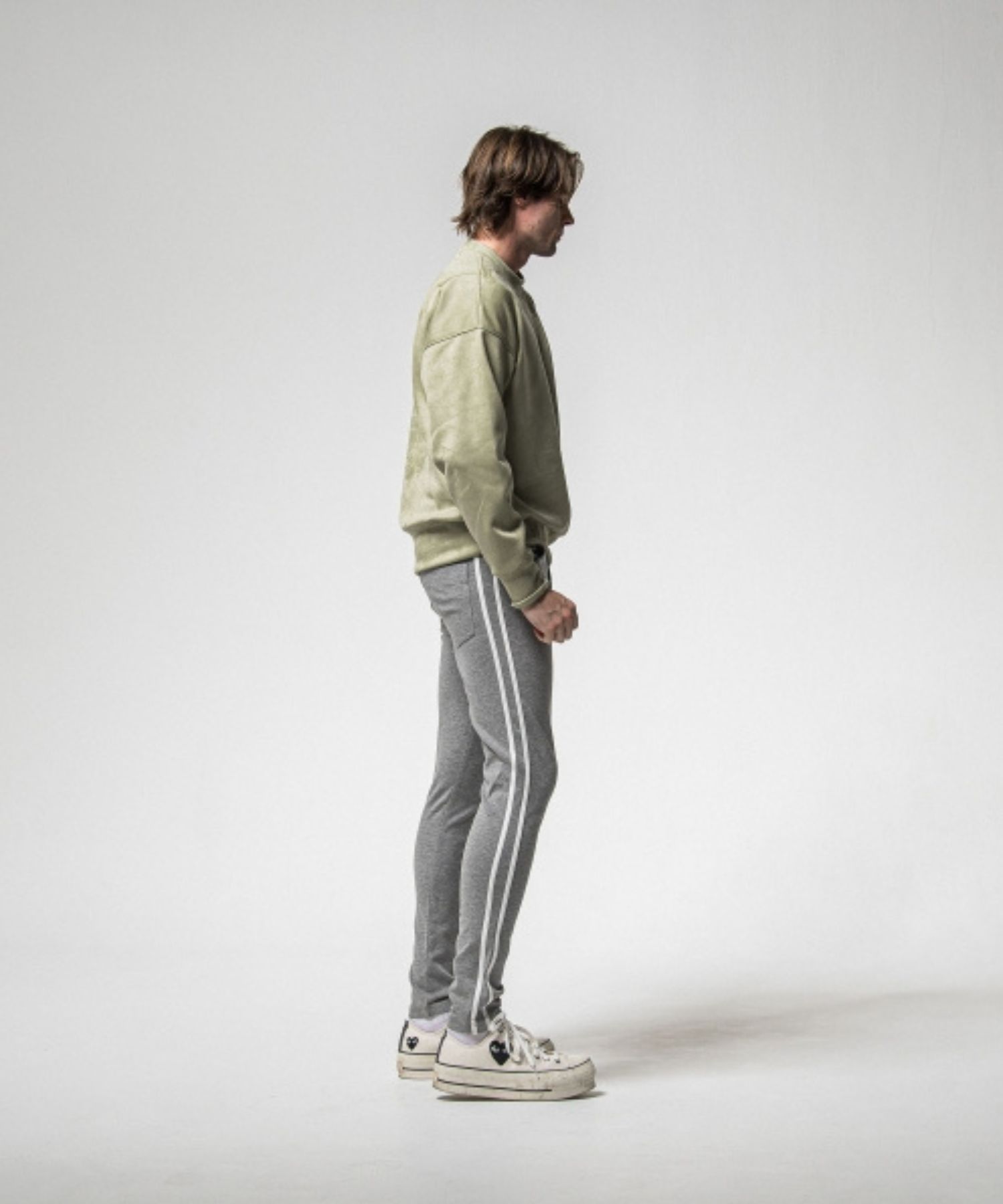 suede drop trainer ( KHAKI ) ポリエステル / スウェードジャージ / ストレッチ素材 / オーバーシルエット /RC38-C-005