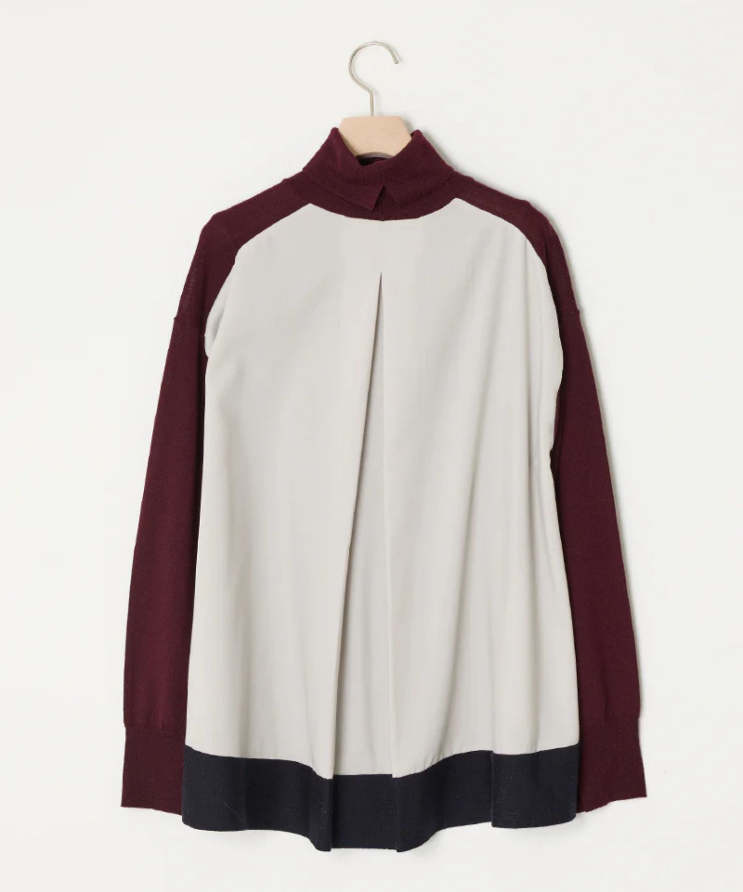 EXTRAFINE MERINO WOOL TURTLE-NECK (BORDEAUX) 毛 / フレアシルエット / 後身頃スパンローン /タートル  / ADWS-501-31