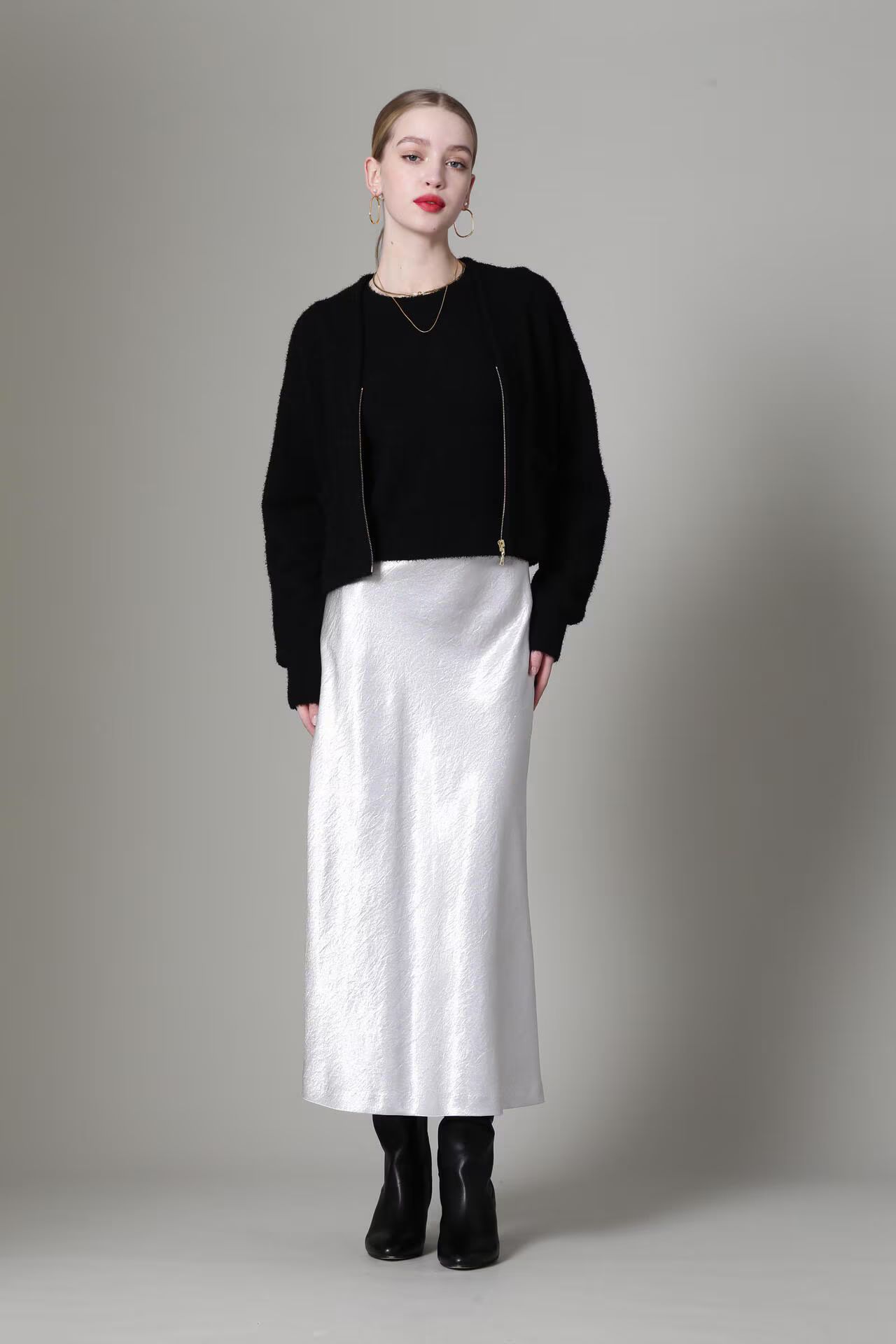 [URBAN PRECIOUS] サテンマーメイドスカート (シルバー) / ポリエステル 100% / ストレッチ / 0315120115