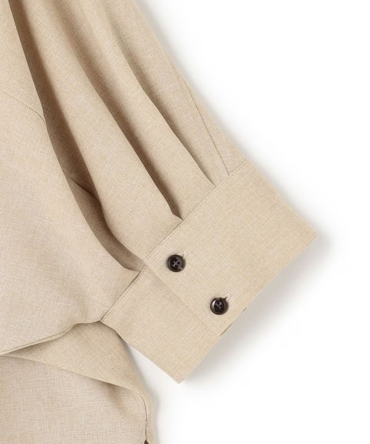 ウォッシャブルドライサップドルマンシャツ(シャンブレーベージュ) ポリエステル / ヒップラインが隠れる丈感 / BLUVLM0400