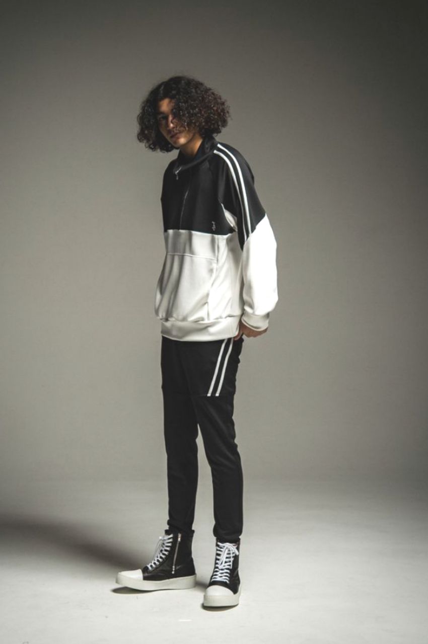 TYLER LINE PANTS / 新型立体ライン タイトテーパード パンツ