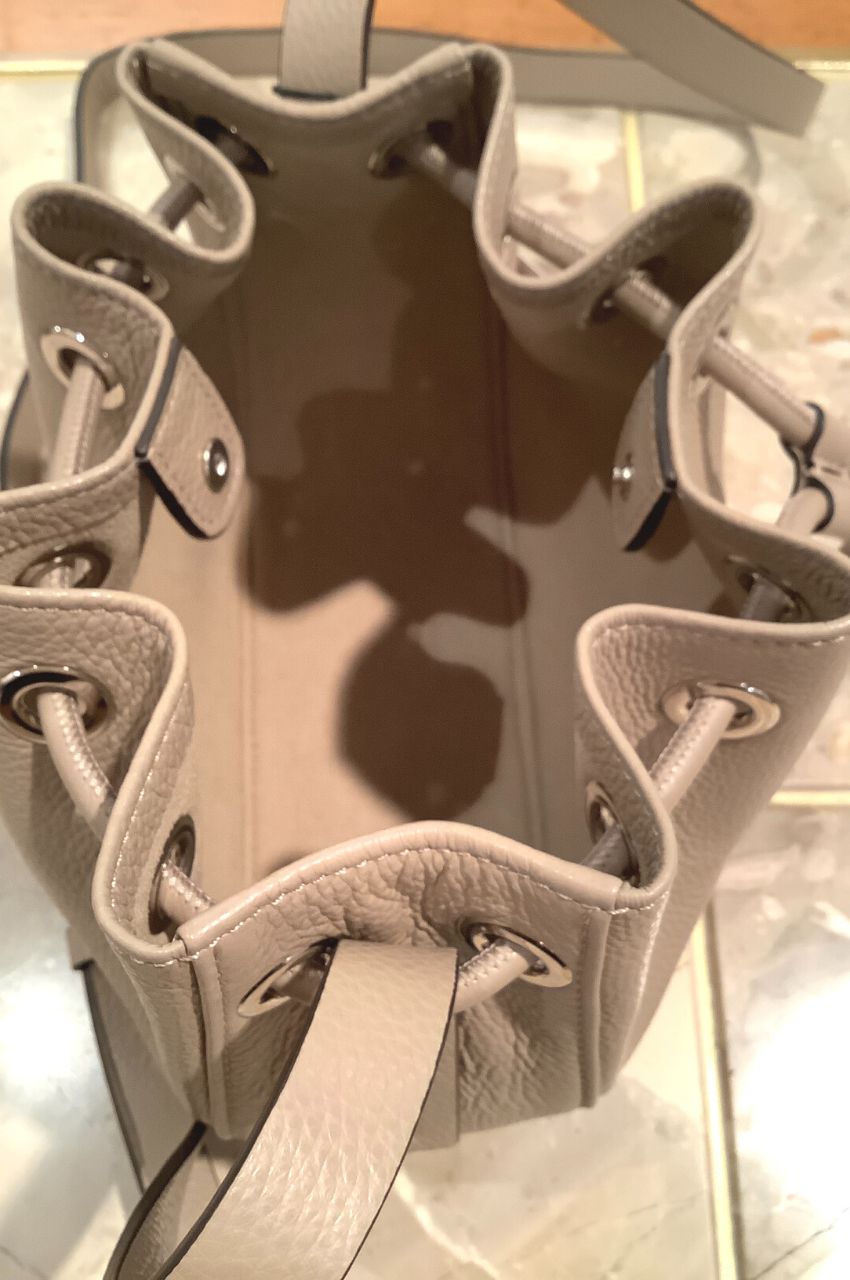 Pebbled Leather Bucket Micro / ショルダーバッグ