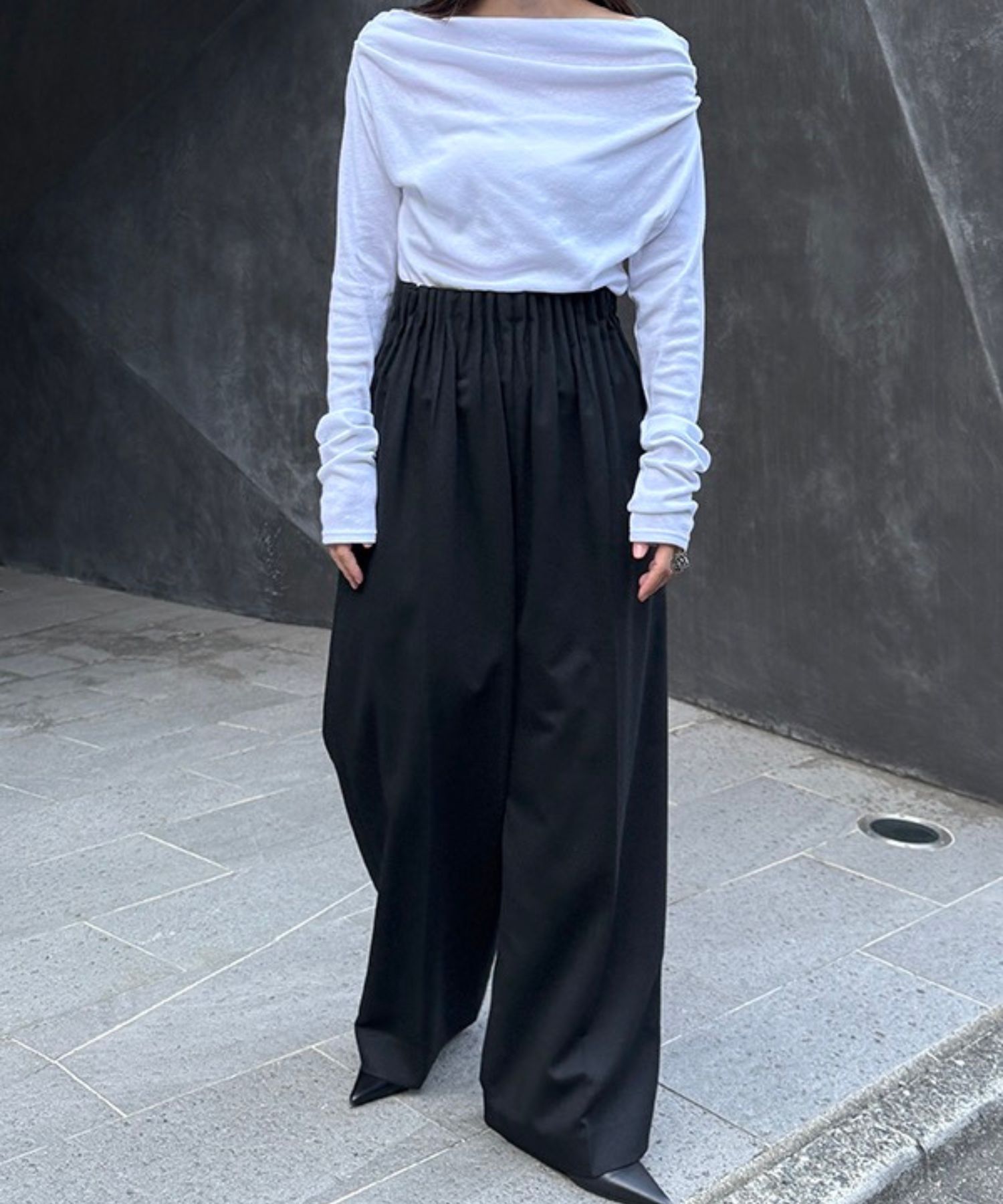 ワンショルダードレーププルオーバー(ホワイト) 綿 / ウォッシャブル / 手洗い可 / 1226212079