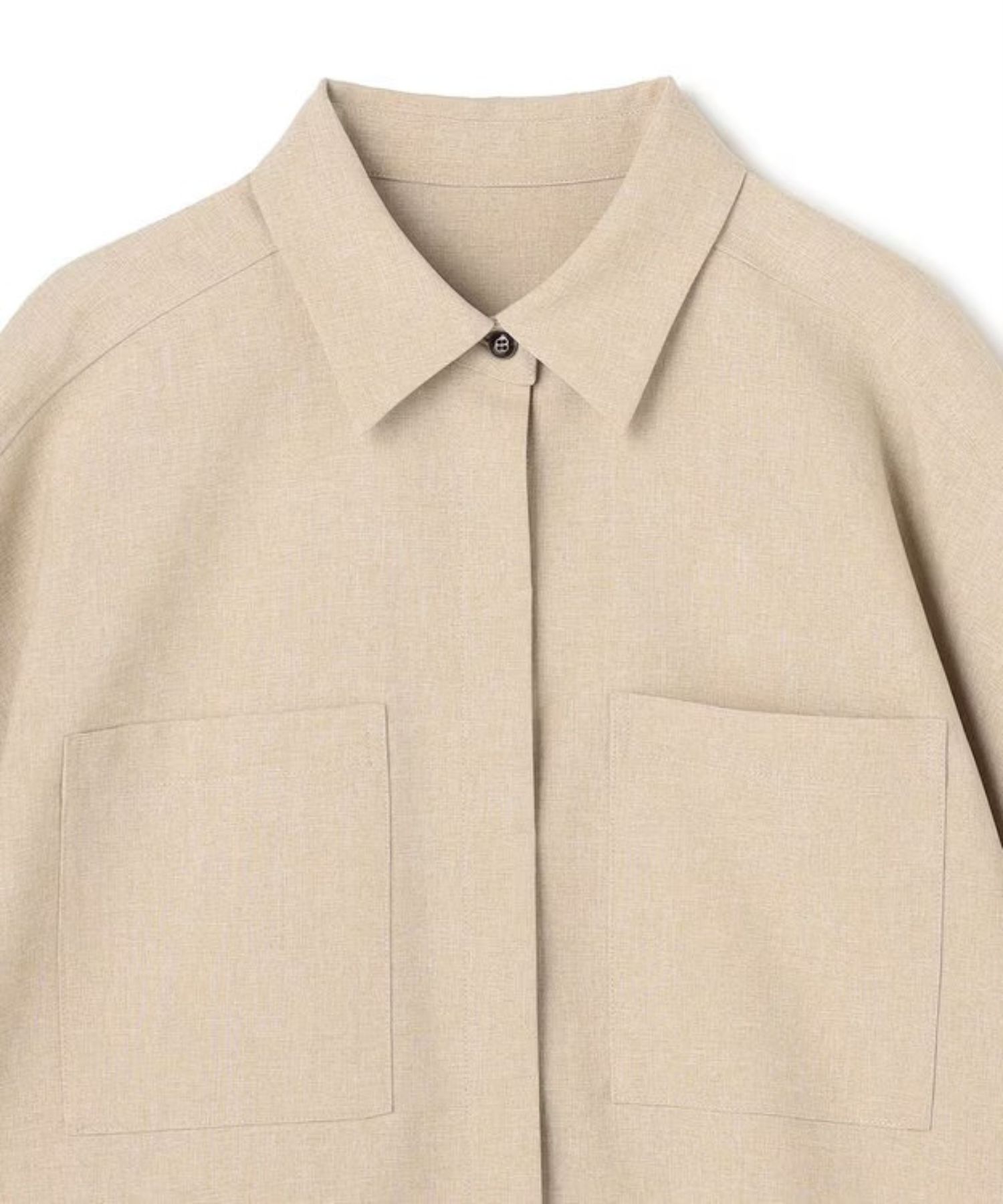 ウォッシャブルドライサップドルマンシャツ(シャンブレーベージュ) ポリエステル / ヒップラインが隠れる丈感 / BLUVLM0400