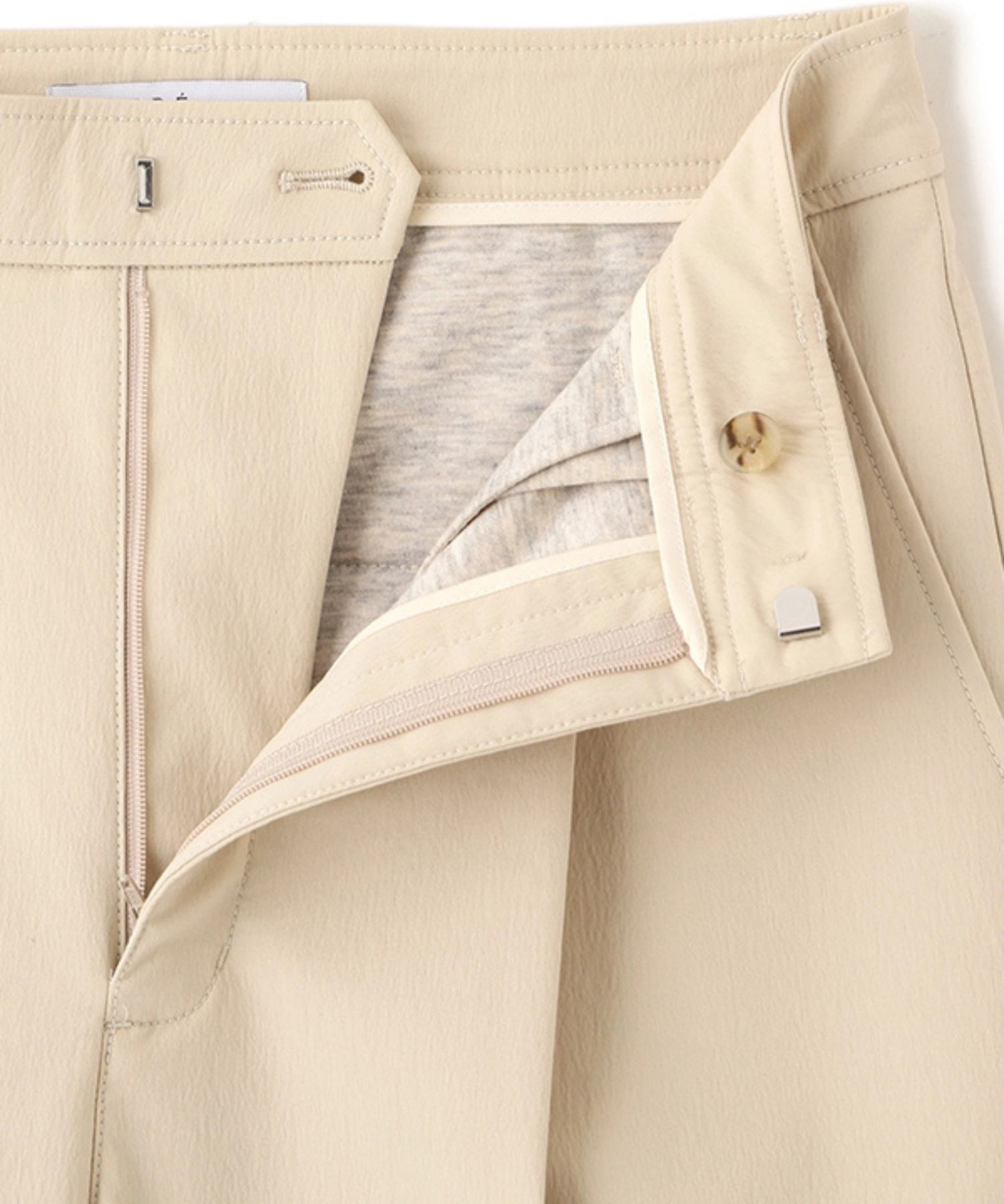 ボンディングタックパンツ (BEIGE) 綿 / 裏地カットソー / 伸縮性有り / 滑らか / 1226120052