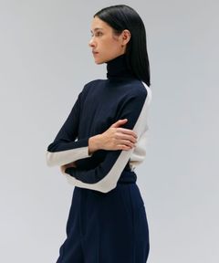 LA MONNAIE / バイカラーウールタートルニット ( Navy × Bone) 毛/ タートル / 裾サイドスリット/ 手洗可 / KRCWGW0300