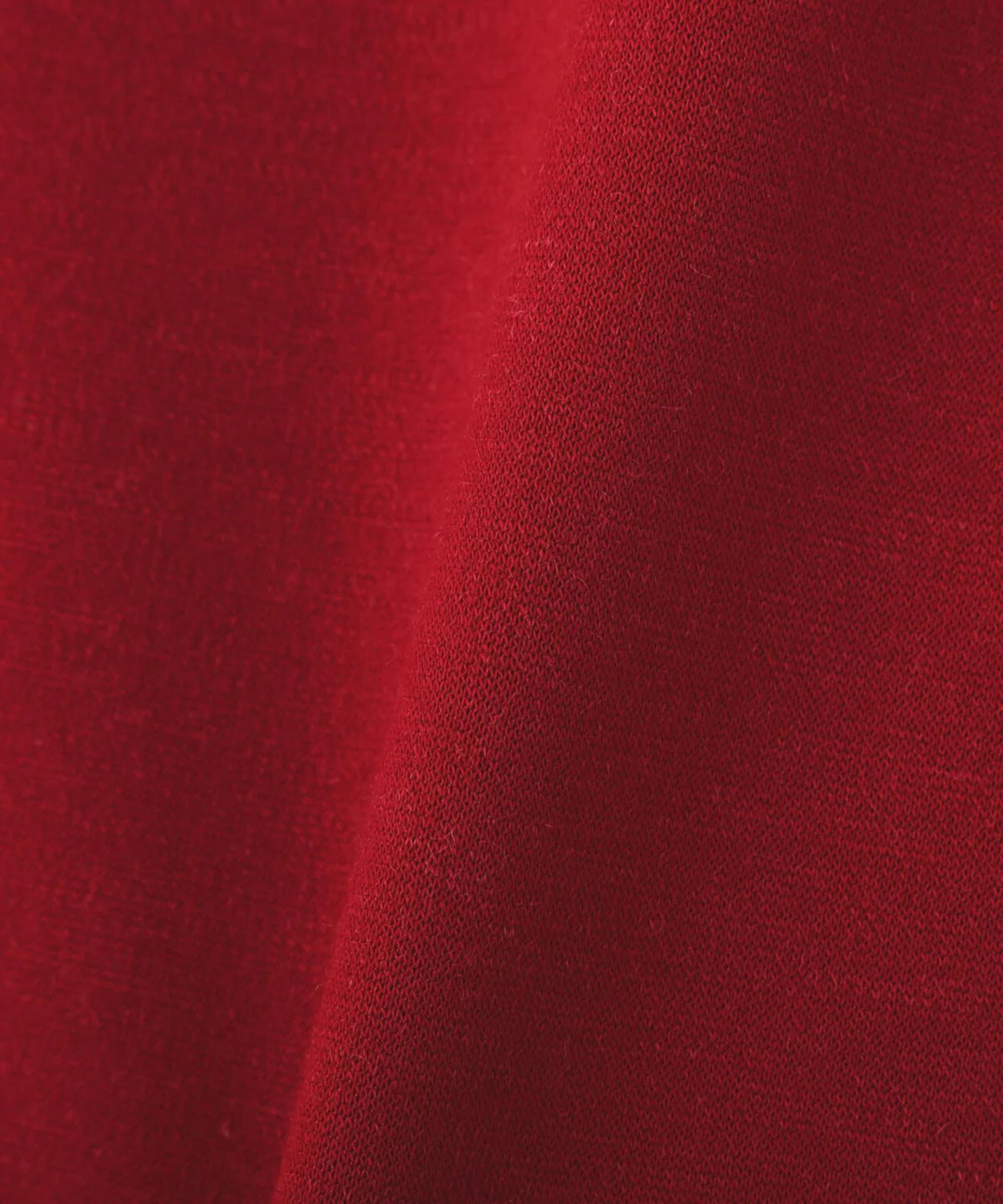 ウールスムースカッティングタイトスカート(レッド)アクリル / ストレッチあり / 裏地付き / 左ファスナー / 膝がすっぽり隠れる丈 / 0315220116